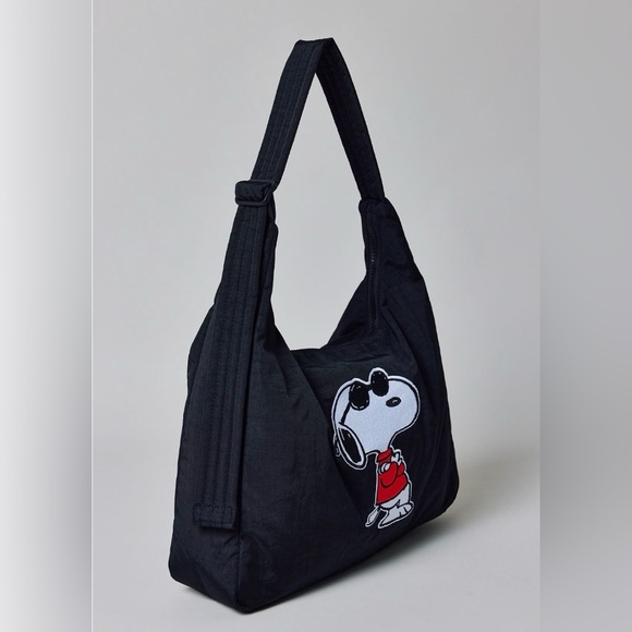 BAGGU X PEANUTS SNOOPY Joe Cool Black Embroidered Shoulder Bag NEW - Picture 2 of 5